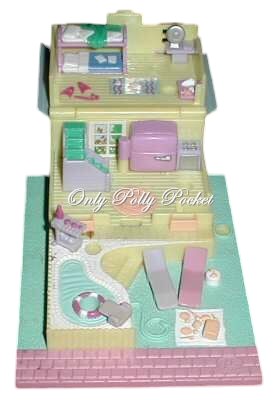 1993 Polly Pocket Summer House